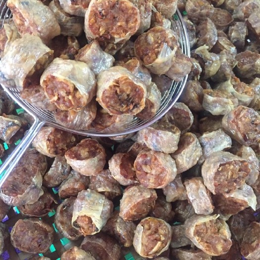 兴宁市腐皮卷  炸腐卷：喷喷香，前腿肉制作