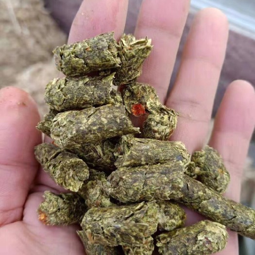 石家庄秸秆饲料  辣椒秆颗粒（厂家直销）