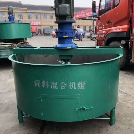 饲料搅拌机  牛羊搅拌罐混合草料搅拌机养殖搅拌罐拌草机