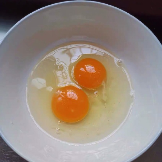 大安市 农村土鸡蛋，纯粮食杂鱼喂养土鸡鸡蛋，营养价值高，