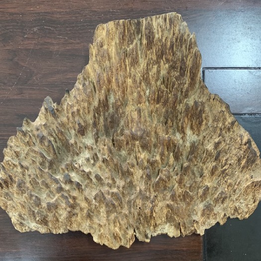 玉林沉香摆件