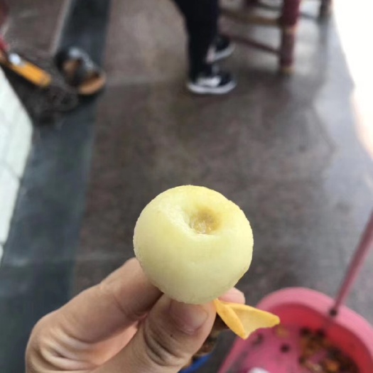 杭州白沙枇杷  白玉枇杷，塘栖枇杷