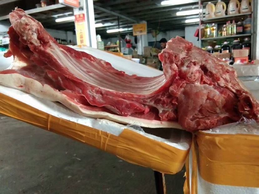 香猪肉  广西土猪肉，肉质鲜美，自家放养