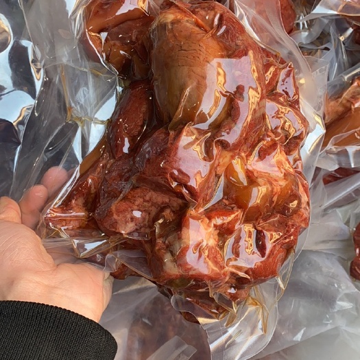 泗县鲜驴肉 带皮熟驴肉，真空包装熟驴肉，带皮驴肉。
