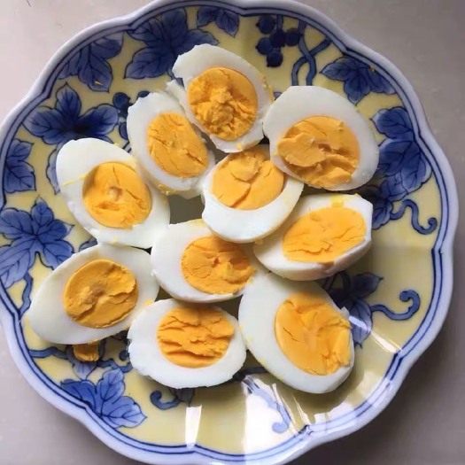 产地直销霍邱土鸡蛋34-36斤双色黑风、全国发货