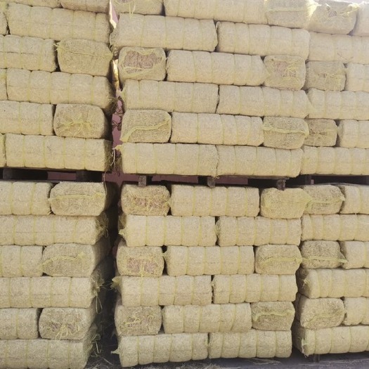 额敏县玉米秸秆揉丝二次除尘牛羊饲料小方包