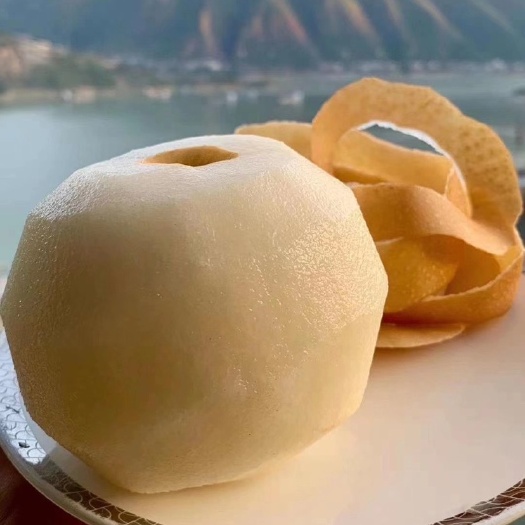 平邑县山东沂蒙山秋月梨 肉嫩汁多甘甜无渣 每天现摘现发