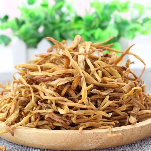 长沙祁东土特产农家筛选无硫黄花菜天然日嗮精品脱水金针菜忘忧草煲汤