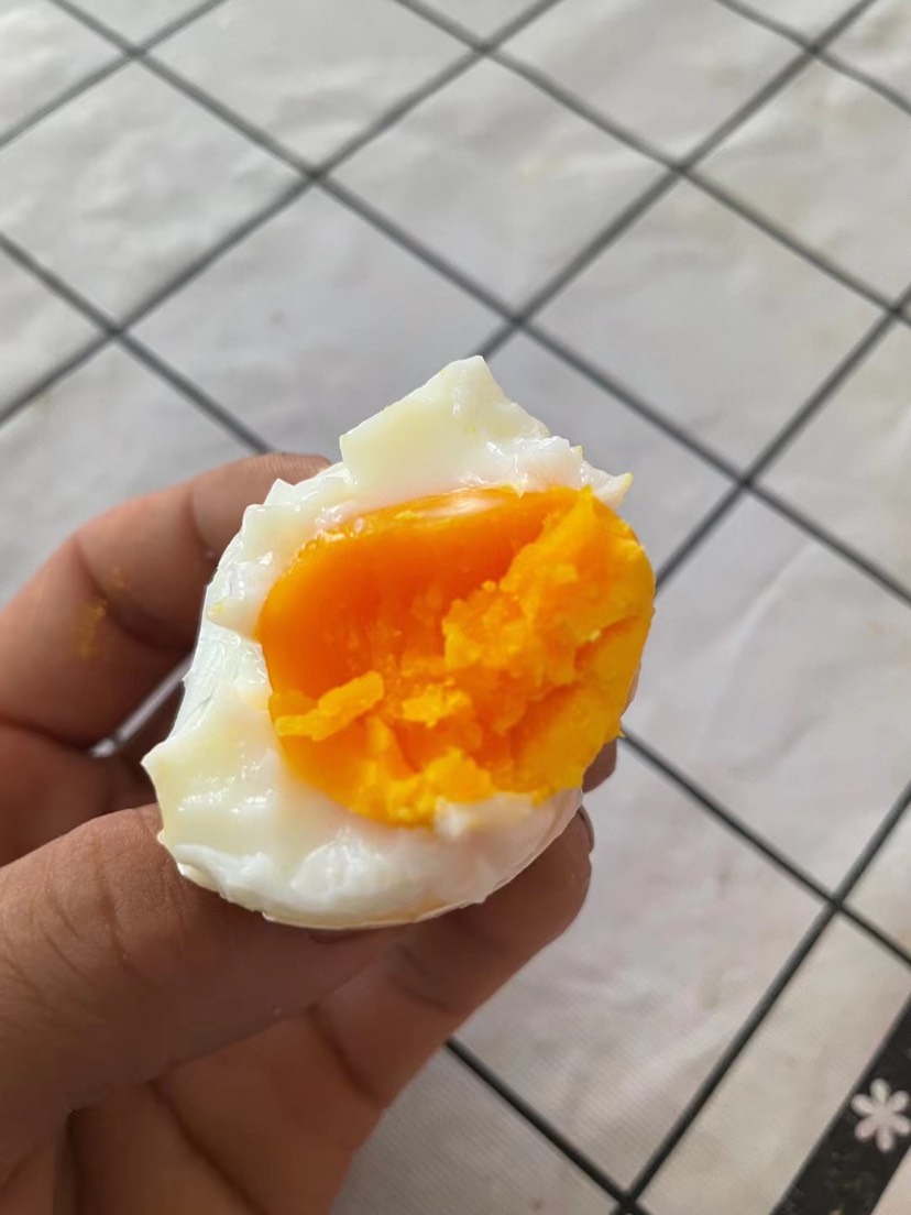 鸡蛋  双色粉蛋