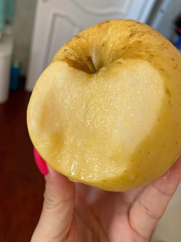 维纳斯黄金苹果水果 脆甜多汁 新鲜 不打蜡