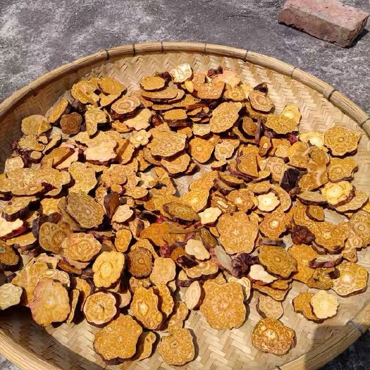 凤县 陕西秦岭何首乌今年刚挖的新鲜药切片晒干的，无旧货