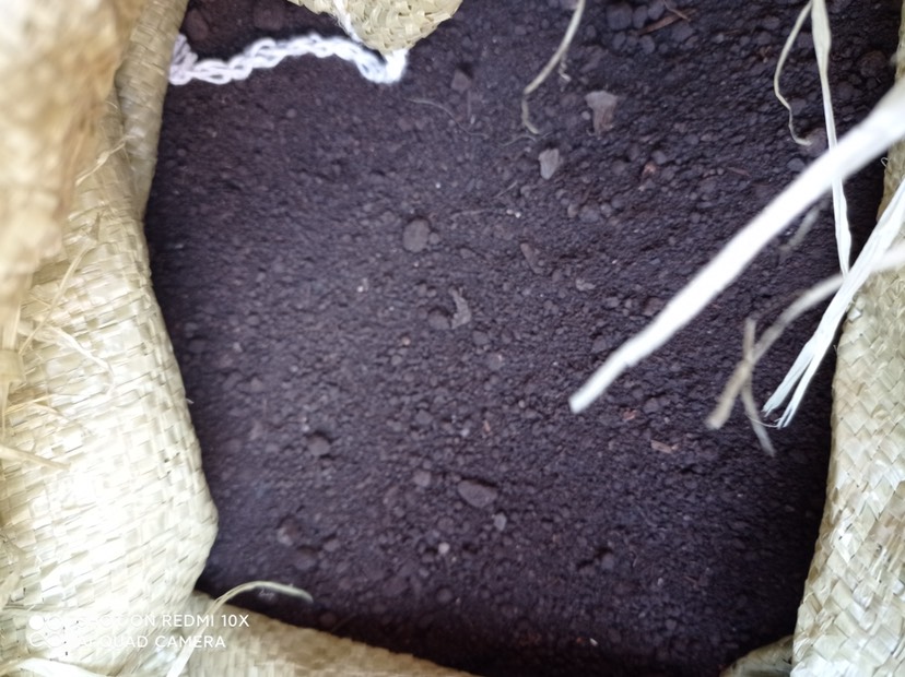 鸡粪 氮磷钾含量高，发酵充分 生物有机肥