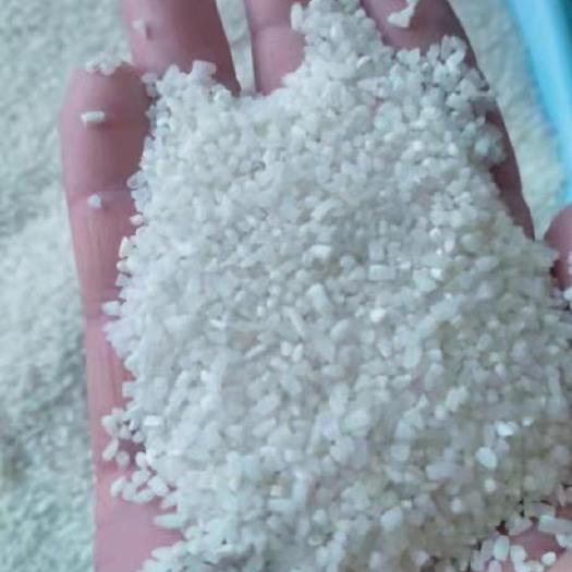 钦州 缅甸双A碎米520吨，22号钦州港提货