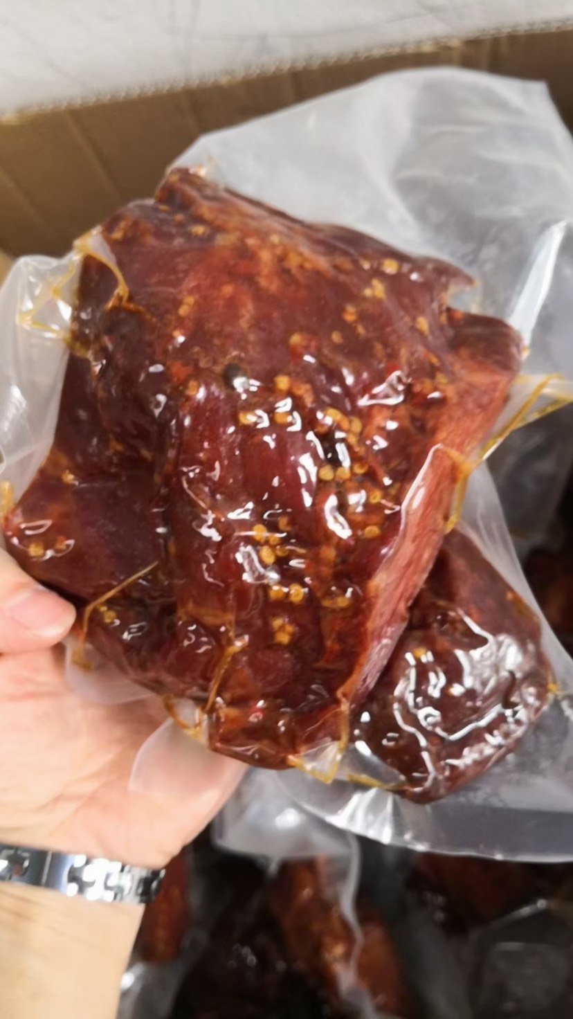 腌肉 酱香肉 麻辣大块肉 味道浓 卤牛肉味好