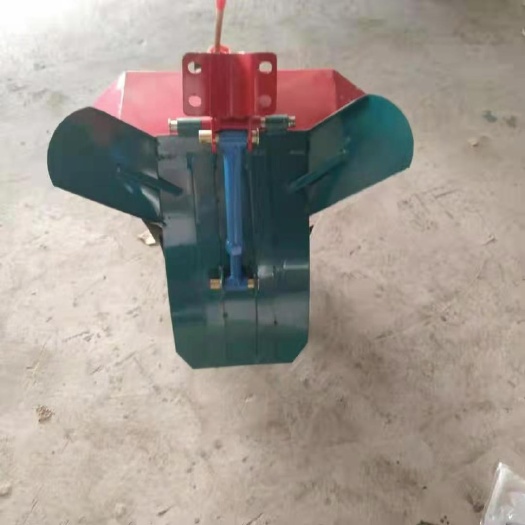 沂南縣 農(nóng)用手扶式開溝機多功能果園開溝施肥機大棚挖溝機草莓開溝起壟機