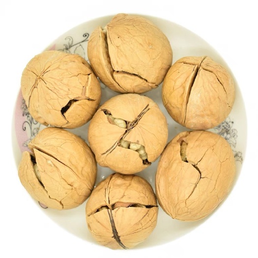 沧县纸皮核桃 核桃薄皮新货纸皮食品新疆烤核桃草本味