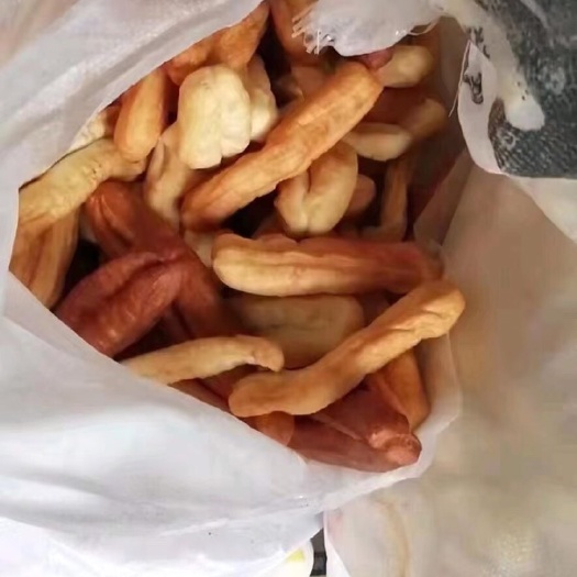 正定县食品下脚料 油条馒头 蛋挞皮 饲料级食品边角料 常年发货 量