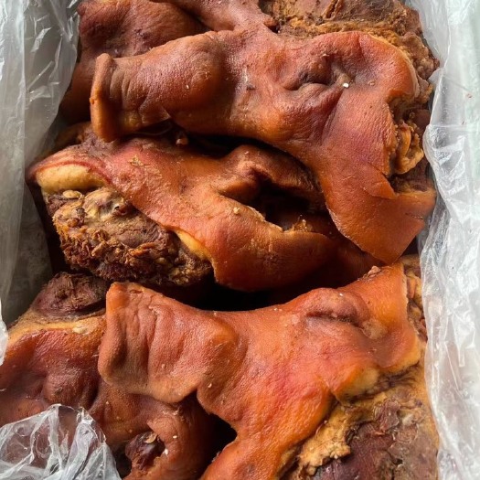 成都卤猪头肉全熟江湖地摊全熟卤猪头青猪全熟