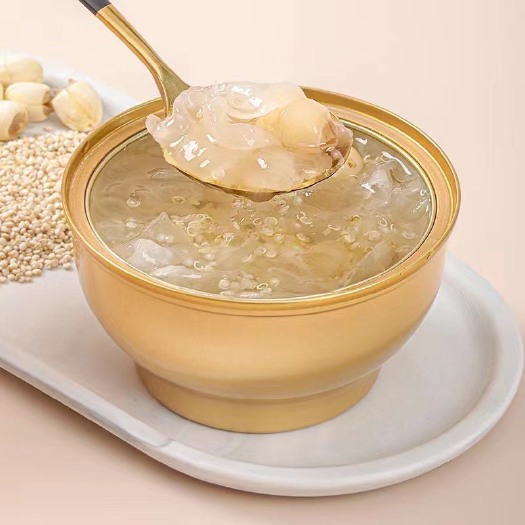 鲜炖草本银耳￼羹、4大口味、工厂直销、品质保证、证件齐全。