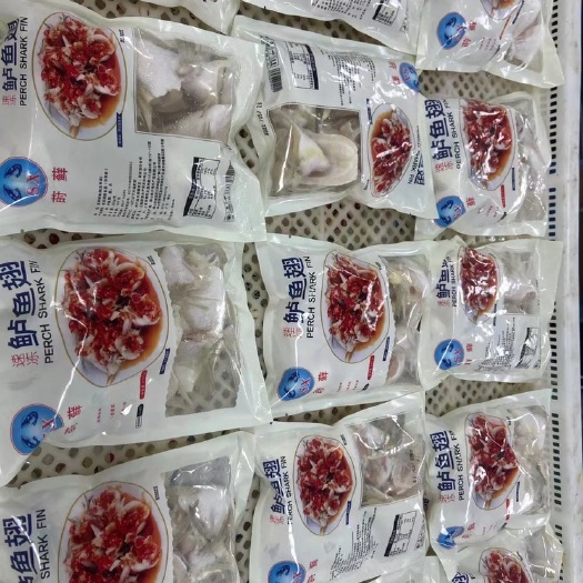 连云港鲈鱼翅小包装250克*20包/箱、口感鲜嫩好吃