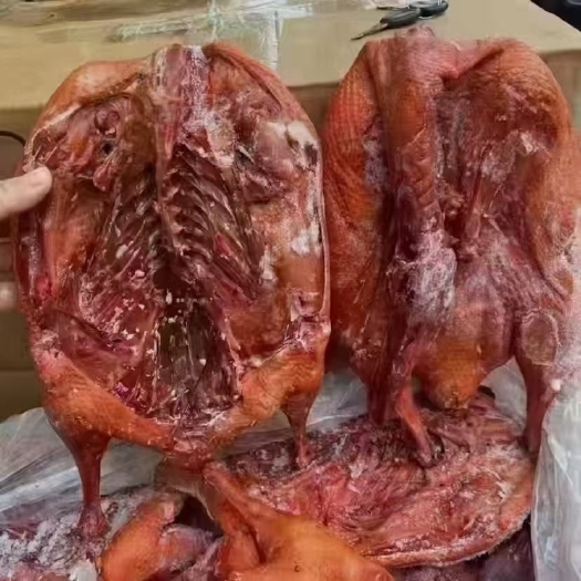 地摊跑江湖卤板鸭八成熟卤冒菜店熟食货源