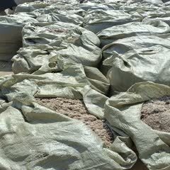单县优质棉渣 经过除尘 除杂处理。